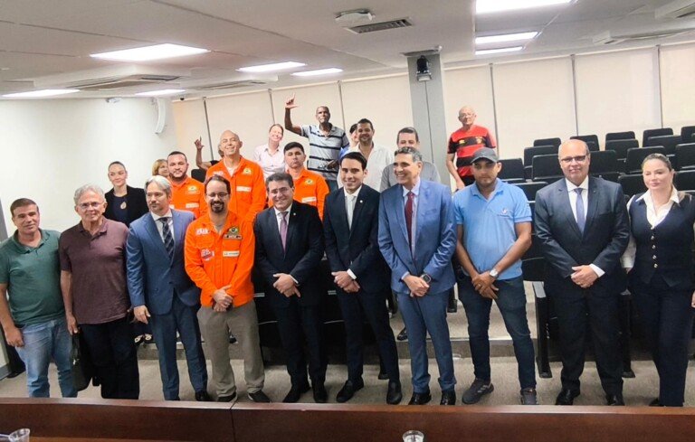 Sindipetro PE/PB denuncia privatizações em audiência sobre preço de combustíveis