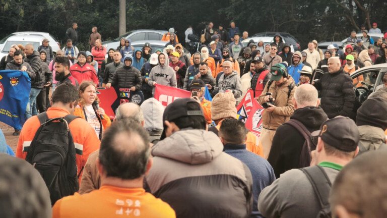 Sindipetro PE/PB repudia violência contra sindicalistas
