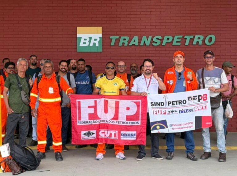 Mais uma categoria do setor privado reivindica a atualização do Sindipetro PE/PB